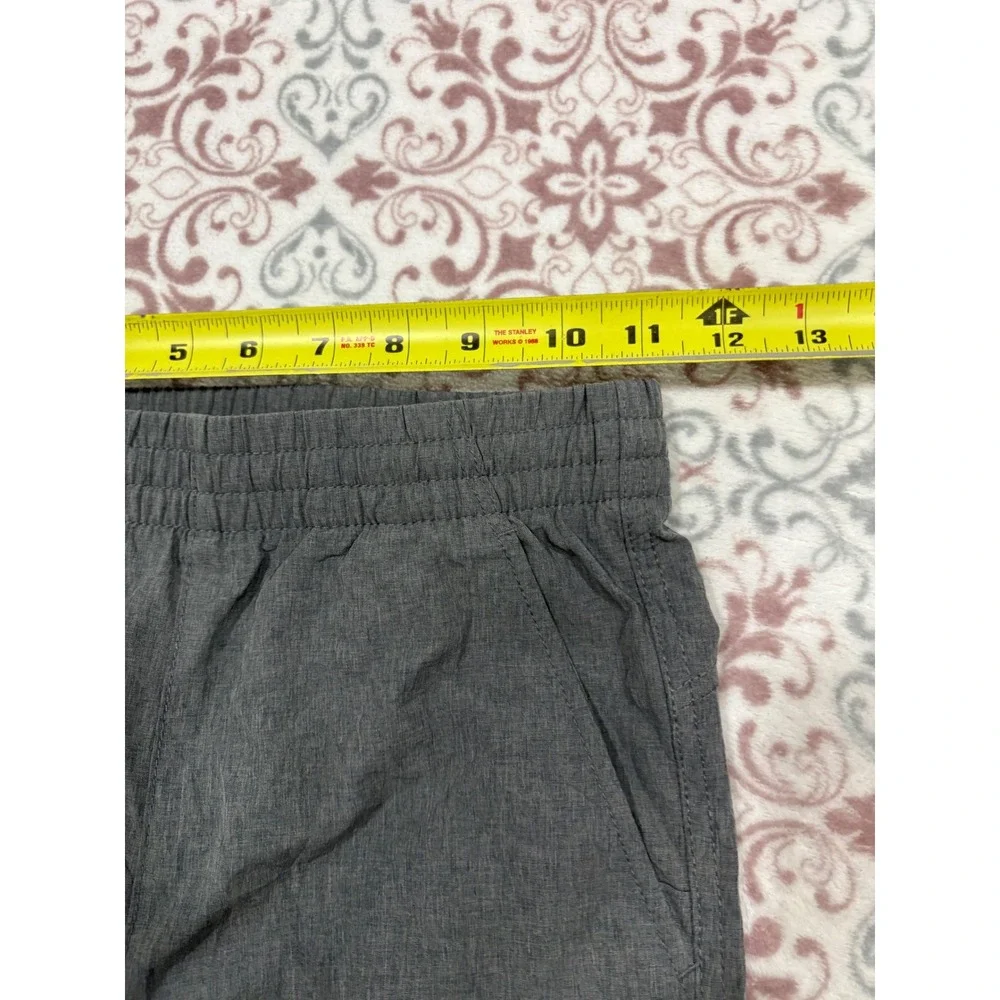 Old Navy Boys StretchTech Quick Dry Joggers Gray Active Pants Size Medium 8